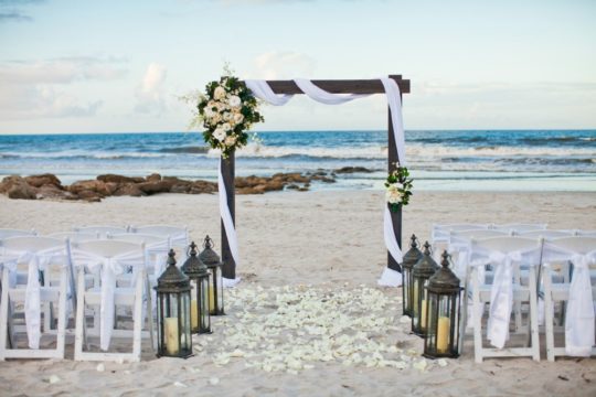 Lucky In Love Sun Sea Beach Weddings