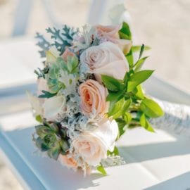 beach wedding bouquet