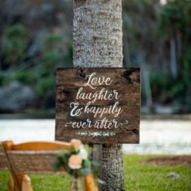 outdoor wedding sign decoration